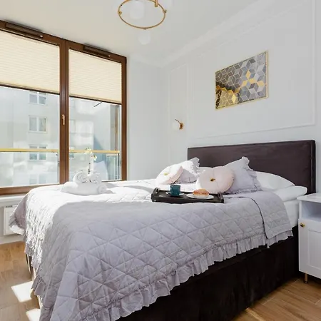 Apartamenty Ogrodowa Business Wola By Renters Prestige Warszawa Eksteriør bilde